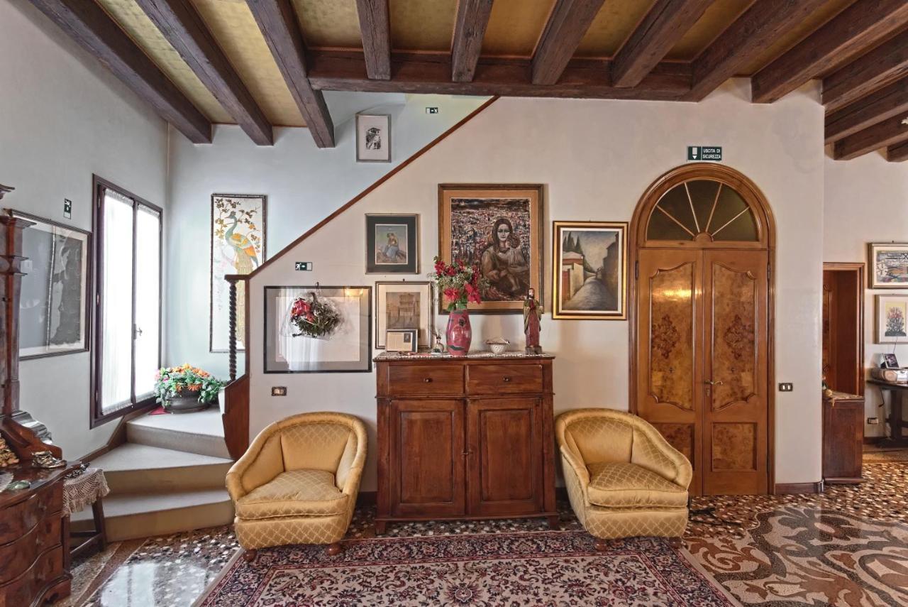 ヴェネツィア Ca' Maddalena Bed & Breakfast エクステリア 写真